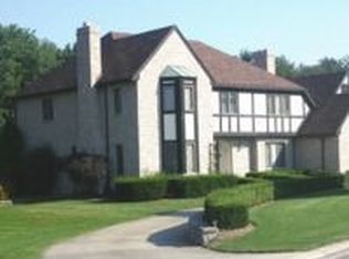 140 Luna Ln, Johnstown, PA 15904
