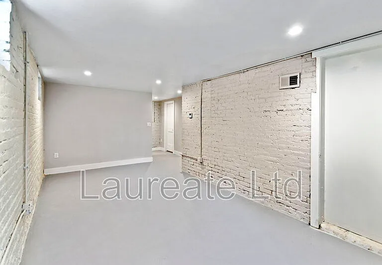 1256 N Clarkson St #9 — Photo 13