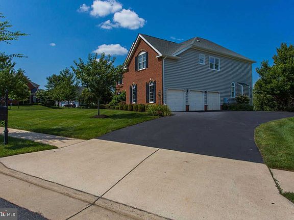 2nd image of 14514 Cove Mountain Ct