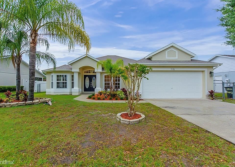 1st image of 715 Tahiti Dr