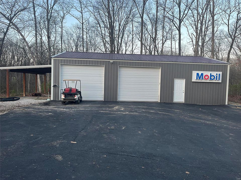 2nd image of 20555 Creek Rd