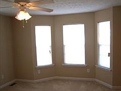 3rd image of 206 Gill Ct