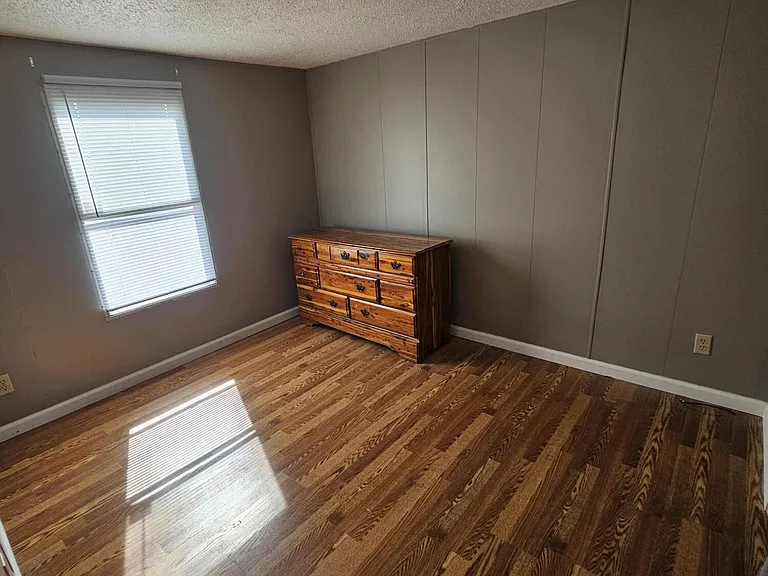 302 Chapel St #302 — Photo 11