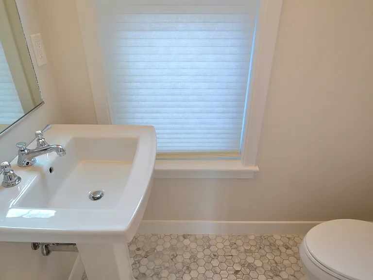 174 Fisher Ave #B — Photo 9
