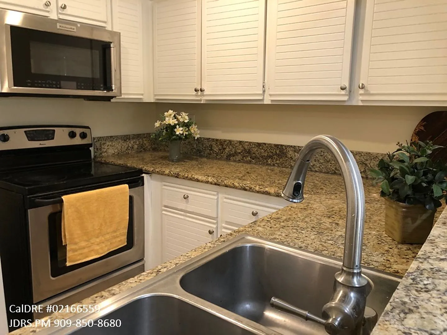 Chino Hills 2 Bedroom Condo — Photo 4