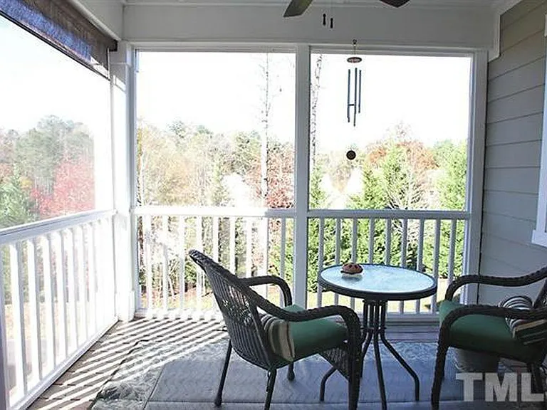 1918 Whirlaway Ct — Photo 8
