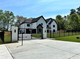 4077 Ridge Rd, Buford, GA 30519