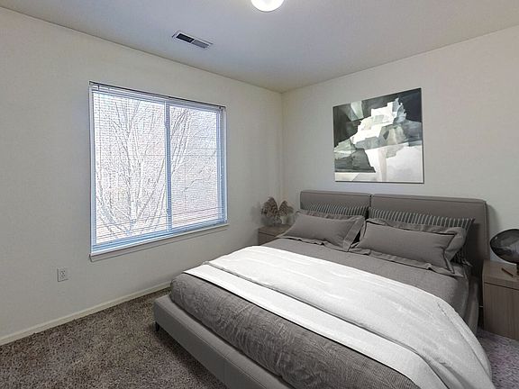 5th image of 2690 Chesapeake Dr APT 107