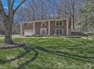 8 Enchanted Forest Dr, Arnold, MO 63010