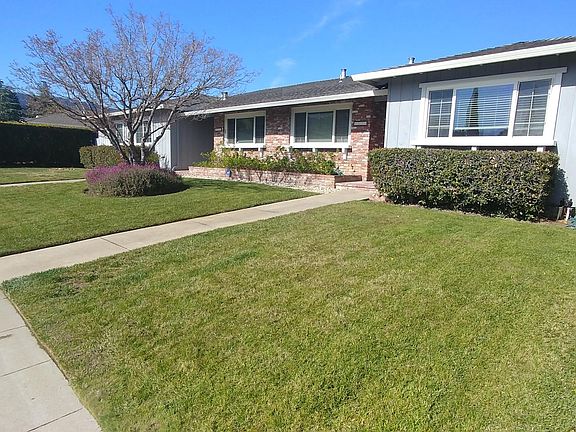 4th image of 6571 Crown Blvd