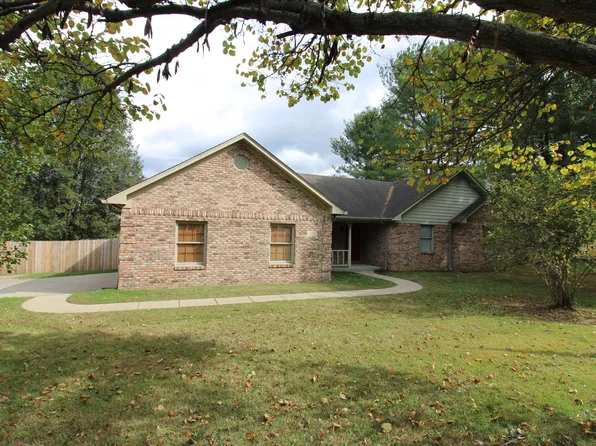 415 Hess Rd, Martinsville, IN 46151