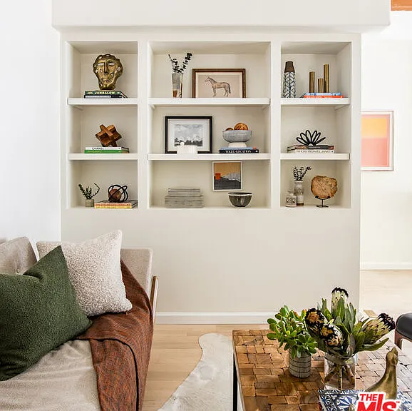 10003 Westwanda Dr — Photo 10