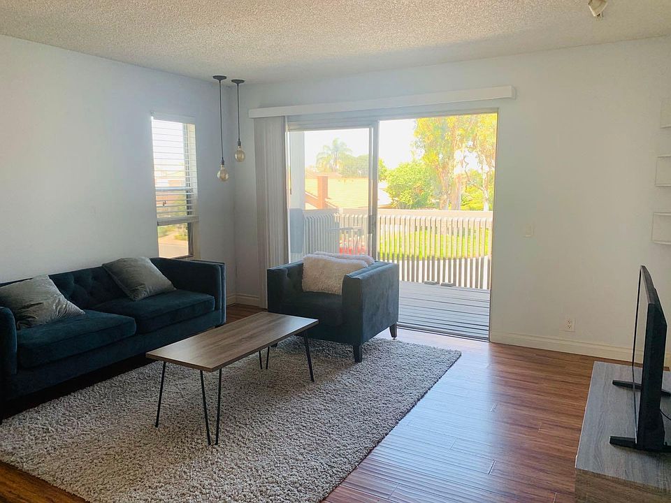 Living Room (Sofa set not included)