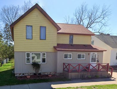 913 S 8th Ave, Wausau, WI, 54401