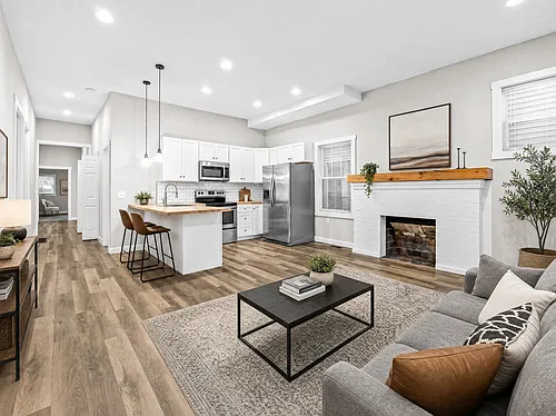 1112 E Spring St #1 Photo 1