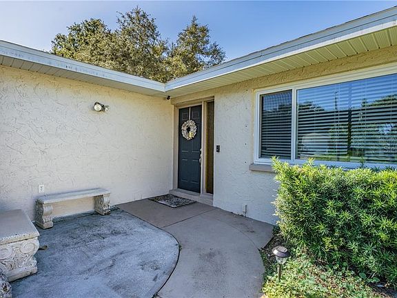 2nd image of 1820 Sharondale Dr