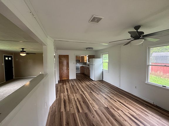 3rd image of 12734 Indian Springs Rd #1