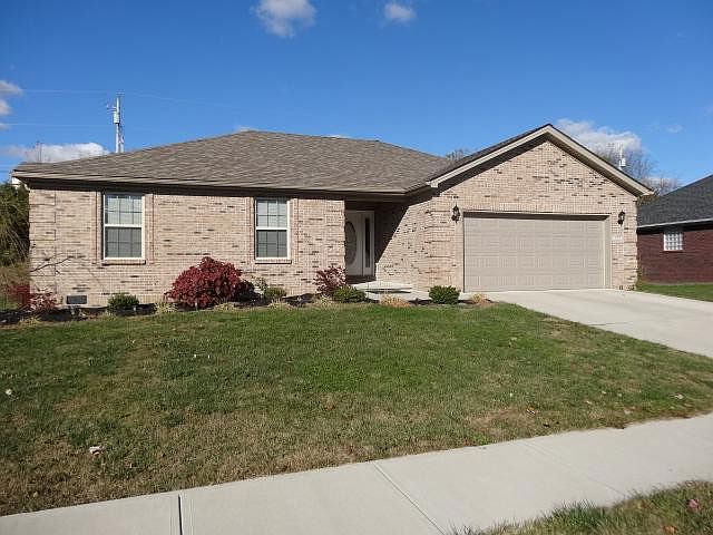 1st image of 377 Palimino Dr