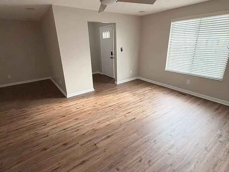 1325 Rosehaven Cir — Photo 10