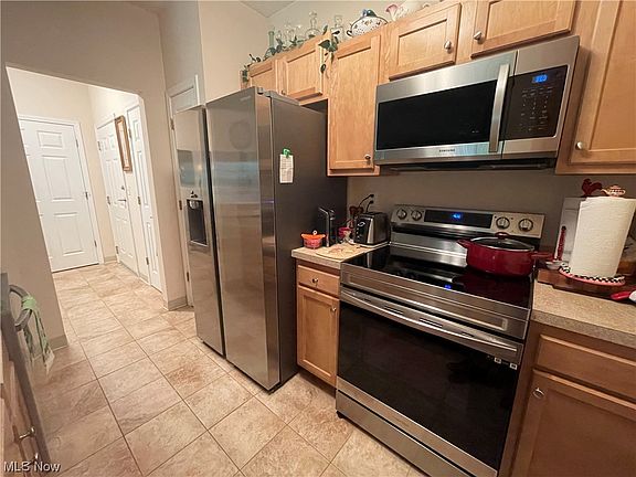 5th image of 609 Aqua Marine Blvd