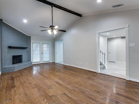 5th image of 3904 Coronet Ln