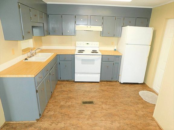 4th image of 191 Fountain Way