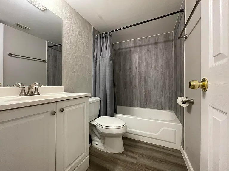 2967 Riverside Dr #109 — Photo 19