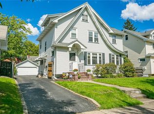 122 Dalkeith Rd, Rochester, NY 14609