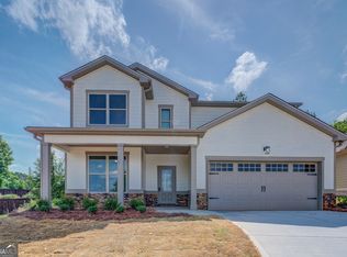 9200 Golfview Cir, Covington, GA 30014