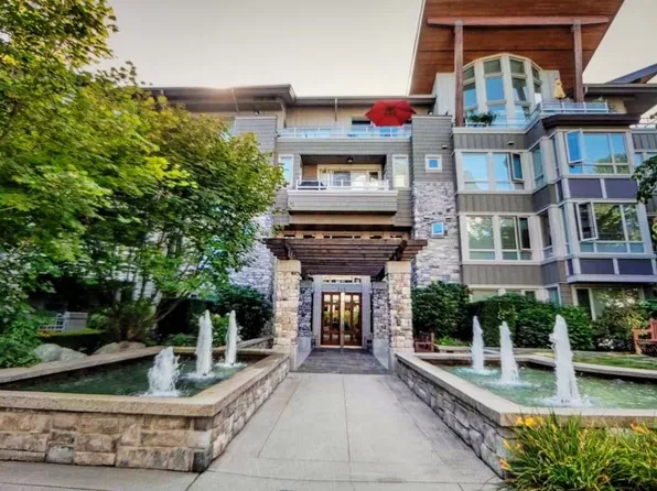 560 Raven Woods Dr #512, Burrard Inlet 3, BC V7G 2T3