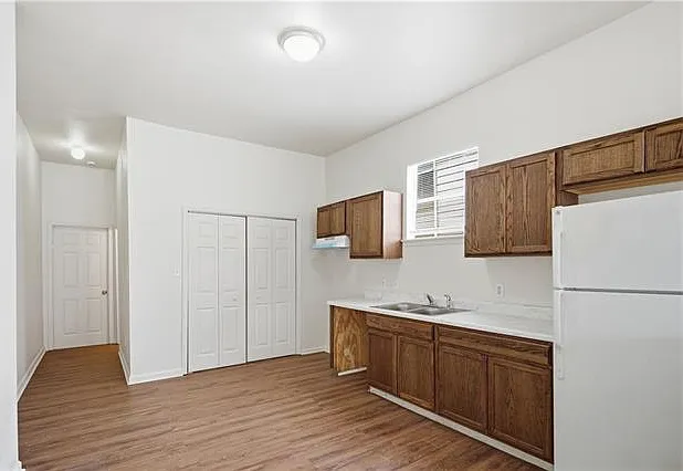 2522 N Prieur St — Photo 5