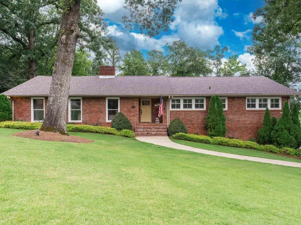 2817 Vestavia Forest Pl, Vestavia Hills, AL 35216