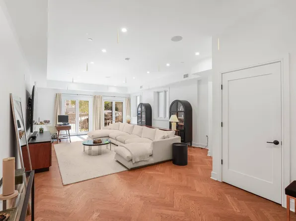 151 Webster Avenue image 9 of 41