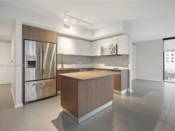 5252 NW 85th Ave APT 311, Doral, FL 33166