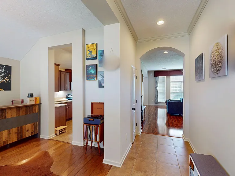 10533 Duncannon Trl — Photo 4