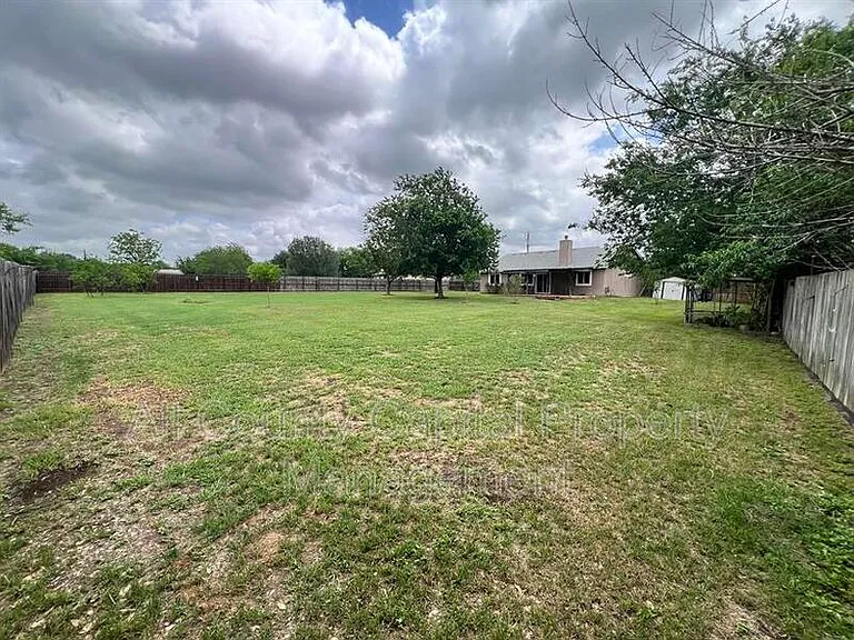 204 Quail Meadow Dr — Photo 24