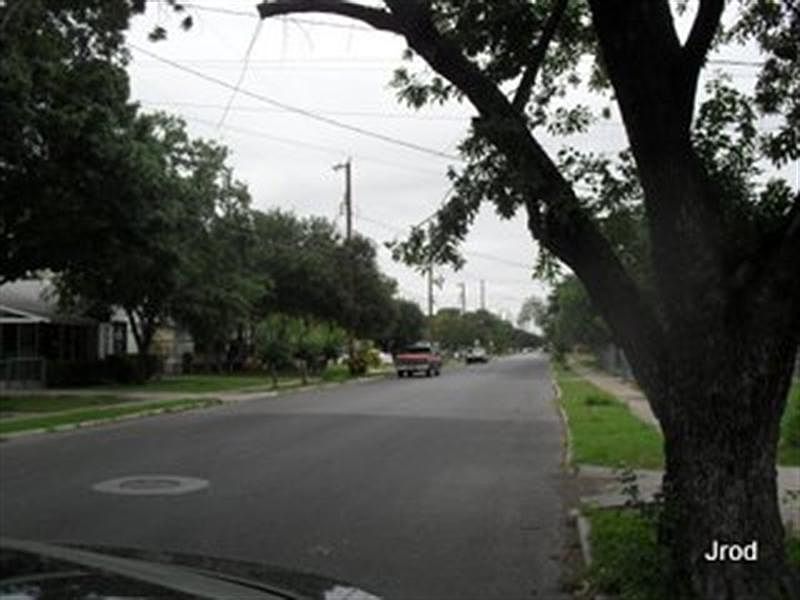 2nd image of 534 Carroll St