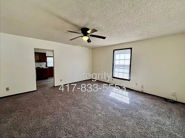2 bed, 882 sqft, $895 — Photo 2