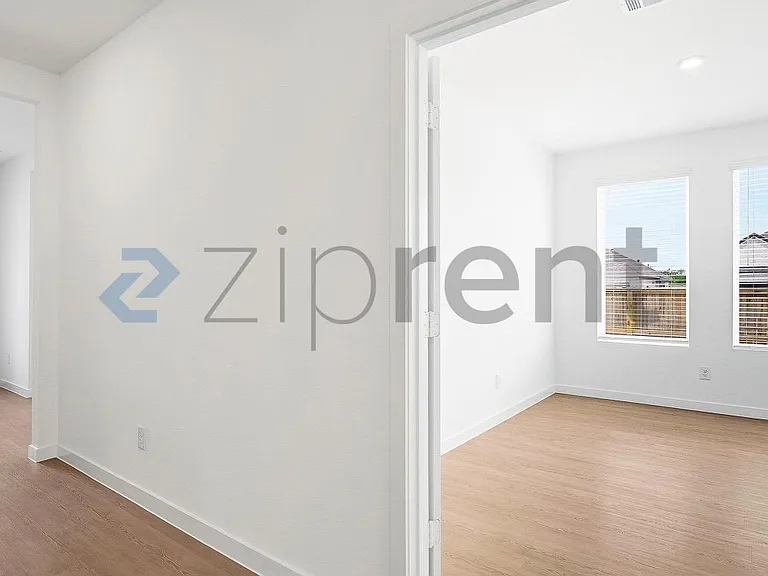 8322 Amber Summit Ln — Photo 11