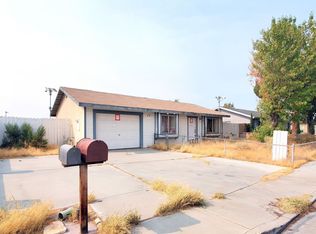 825 S Sunset St, Ridgecrest, CA 93555