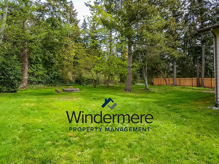1285 Crescent Dr — Photo 30