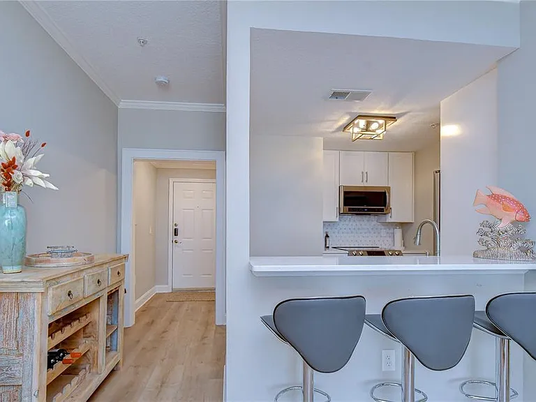 800 S Dakota Ave #121 — Photo 4