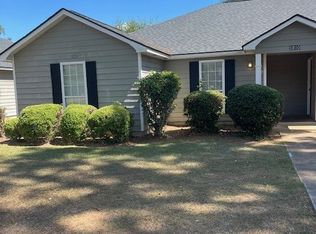 2810 Elton St #B, Albany, GA 31707