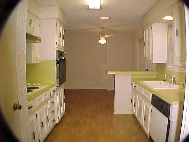 5513 Greenbriar St — Photo 13