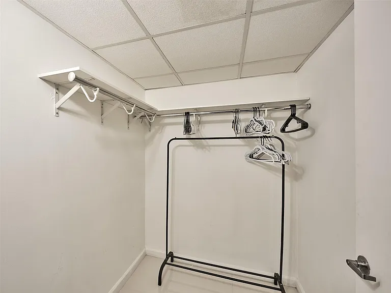 495 Brickell Ave #4506 — Photo 34
