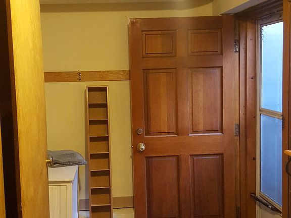 5th image of 414 S 4th Ave APT B