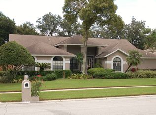 2119 Laindale Pl, Valrico, FL 33596