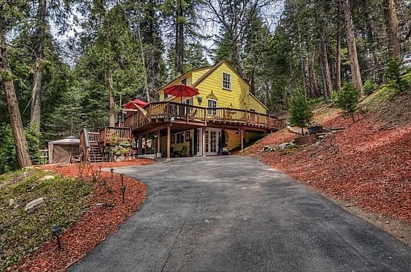 Exterior photo
