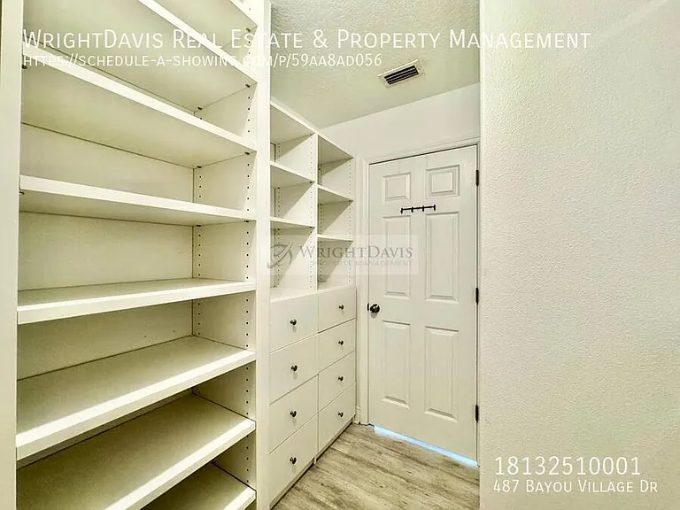 487 Bayou Village Dr — Photo 31