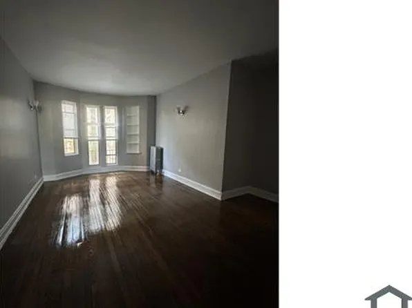 2913 E 78th St APT 1A, Chicago, IL 60649